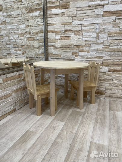 Детский стол и стулья дерево