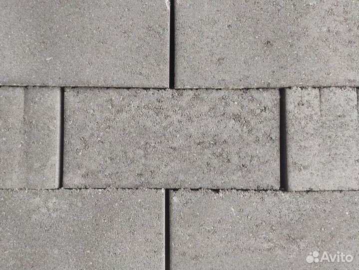 Полнотелый блок керамзитобетонный М75