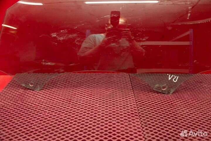 Стекло двери переднее левое Audi A6 C7 chva 2013