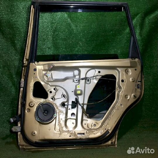 Дверь задняя правая Honda Odyssey RA7 Золото царап