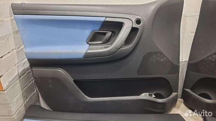 Комплект дверных карт для 1.2 BBM Skoda Fabia 2