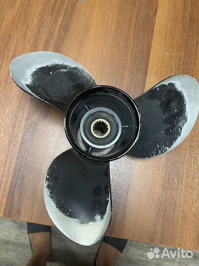 Продам винт гребной 21 suzuki