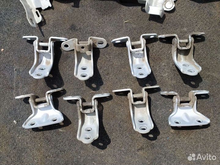 Дверные петли hyundai elantra HD