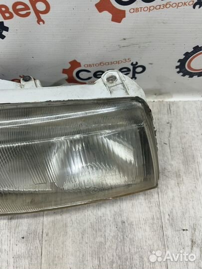 Фара правая Volkswagen Jetta 6