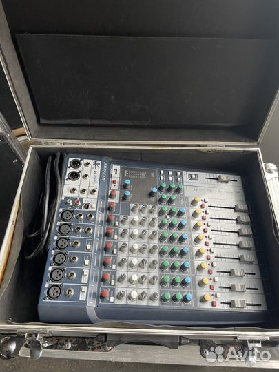 Микшерный пульт soundcraft signature 10