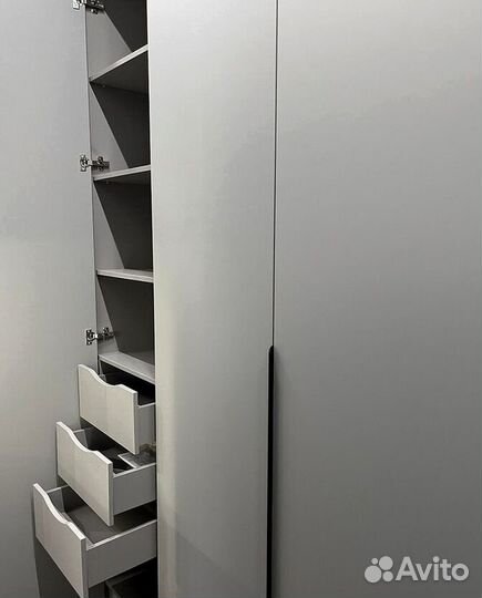 Шкаф распашной от фабрики