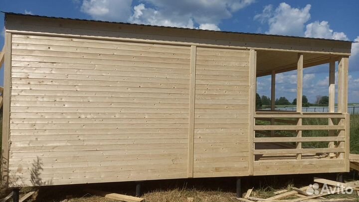 Бытовка и хозблок с удобной планировкой