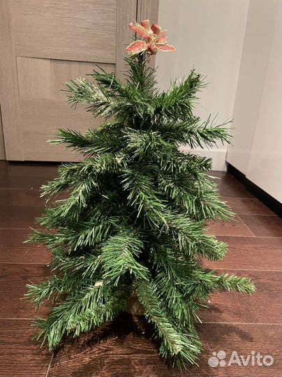 Елка искусственная в горшке