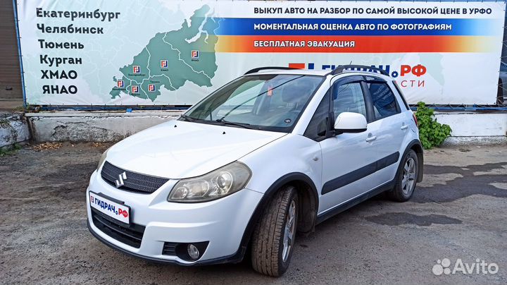 Накладка двери задней правой Suzuki SX4 83970-79J1