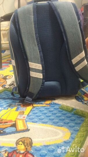 Школьный рюкзак для девочки