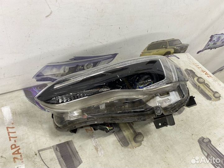 Фара передняя левая Subaru Xv