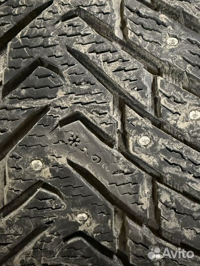 Nokian Tyres Hakkapeliitta 8 SUV 275/40 R20 и 315/35 R20 106T