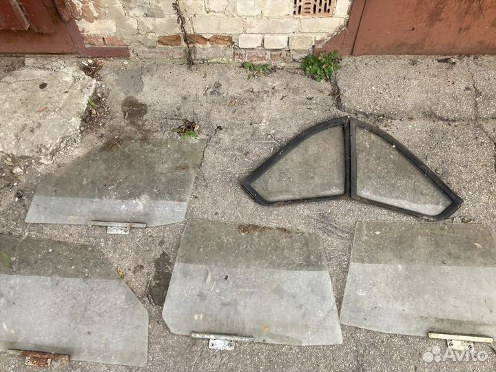 Боковые стекла Москвич 2141
