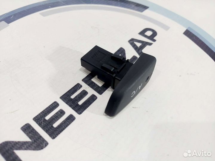 Кнопка включения кондиционера Peugeot 107