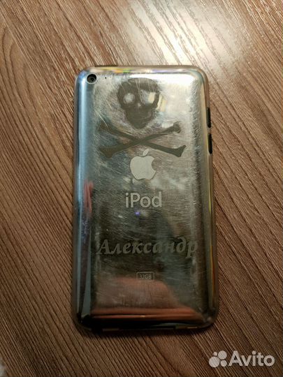 Плеер iPod touch 3 на 32гб
