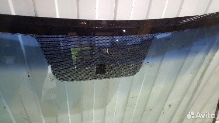 Лобовое стекло переднее Hyundai Solaris RB G4FC