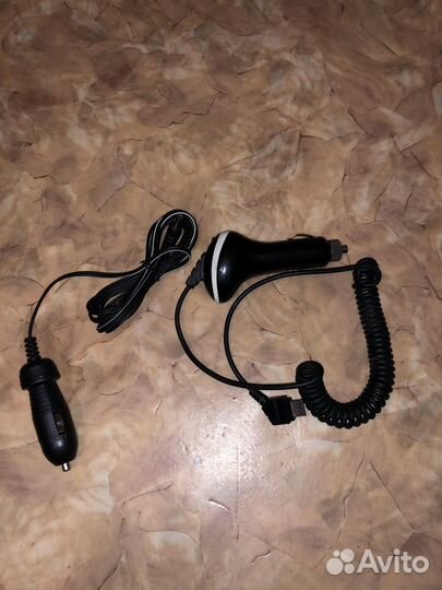 Зарядное устройство в прикуриватель