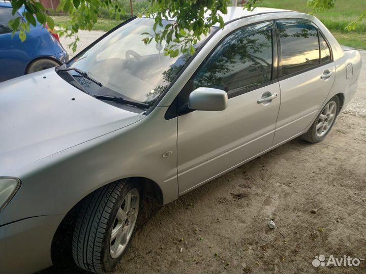 Mitsubishi Lancer, 2003