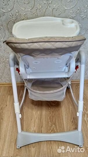 Стульчик для кормления babyton