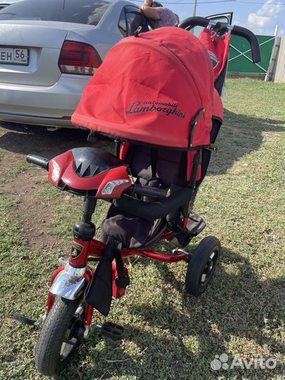 Трехколесный велосипед