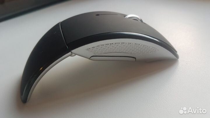 Мышка беспроводная новая изогнутая