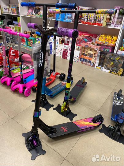 Трюковой самокат, трёхколёсный Самокат