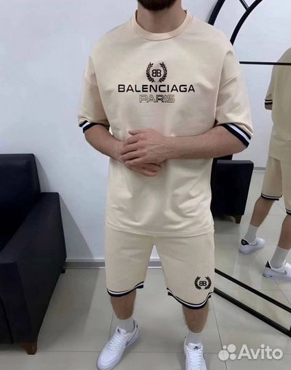 Спортивный костюм Balenciaga