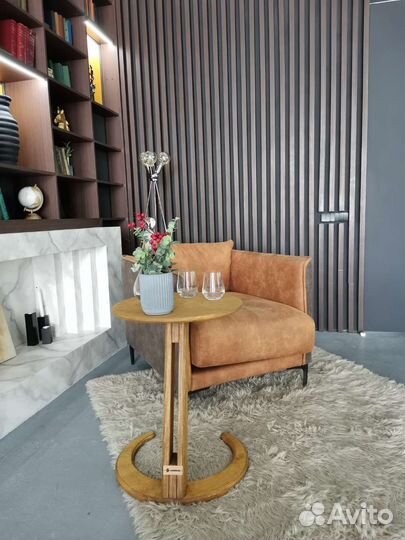 Журнальный столик к дивану из шпона березы