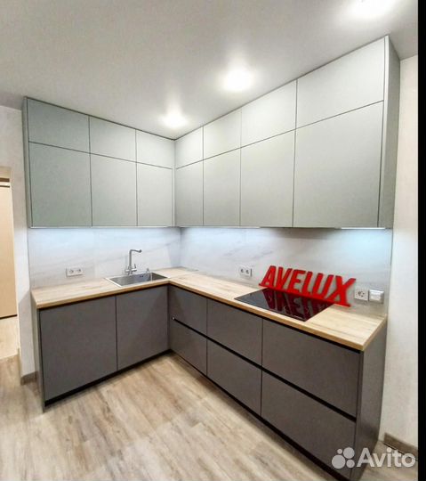 Кухонный гарнитур новый в рассрочку