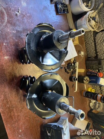 Стойки передние geely emgrand 7