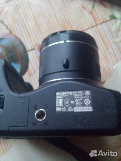 Компактный фотоаппарат