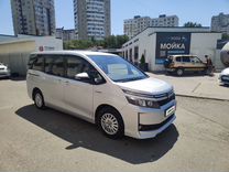 Toyota Voxy 1.8 CVT, 2014, 170 000 км, с пробегом, цена 1 950 000 руб.