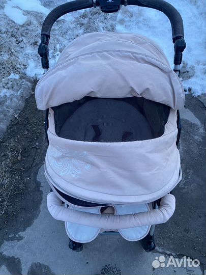 Прогулочная коляска
