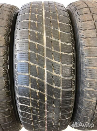Bridgestone Ice Partner 215/60 R17 98W
