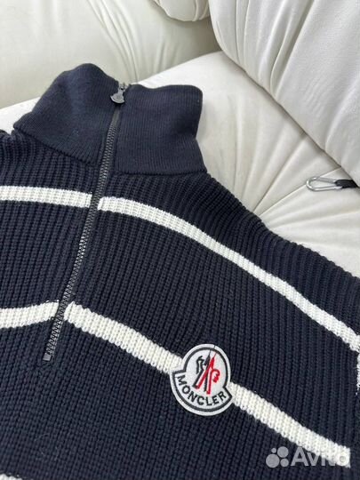 Свитер Moncler