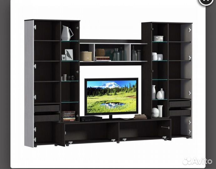 Стенка в гостиную