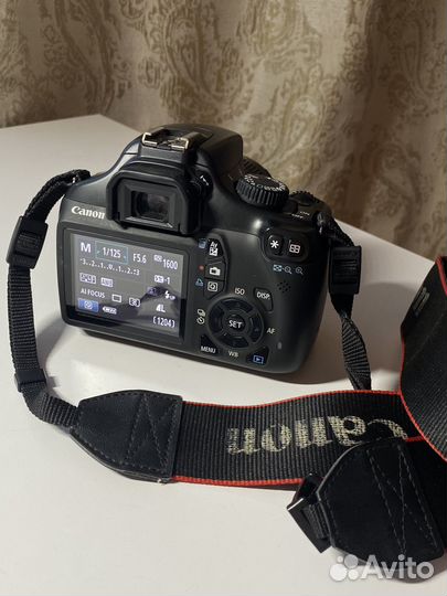 Фотоаппарат Canon eos 1100d