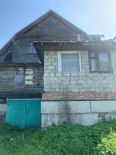 Дом 189,8 м² на участке 17,6 сот.