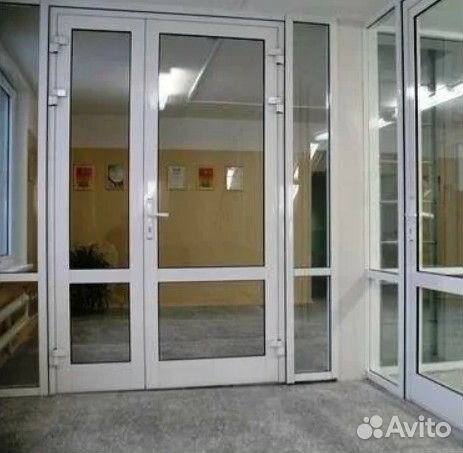 Двери входные пластиковые