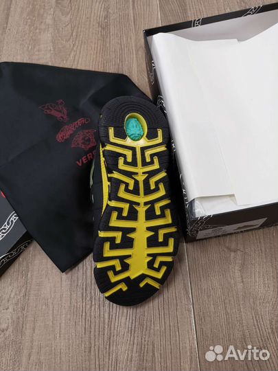 Кроссовки Versace Greca