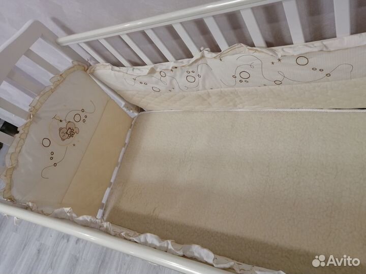 Бортики в кроватку