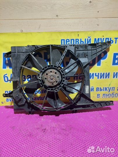 Диффузор радиатора Renault Scenic