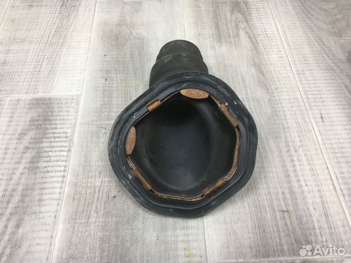 Пыльник рулевой колонки Toyota Wish I рестайлинг