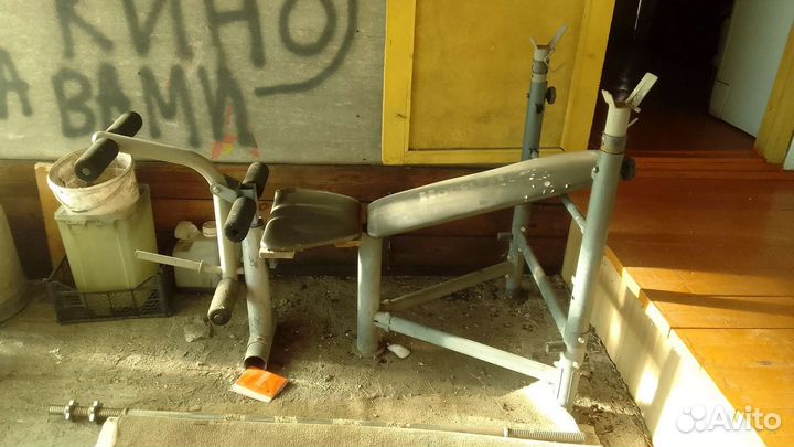 Станок для жима лежа