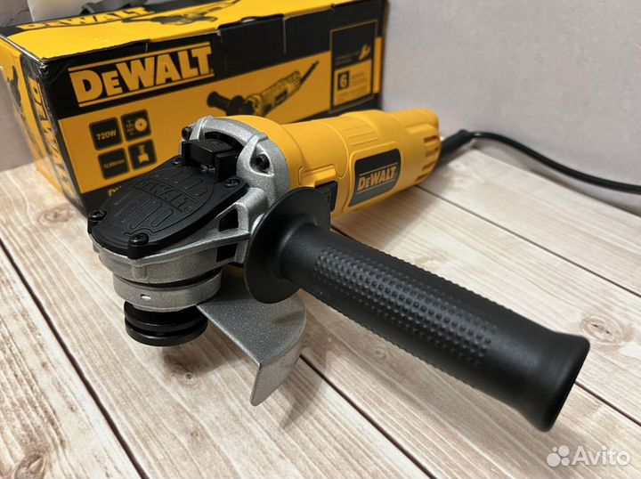 Ушм Болгарка Dewalt 125 с регулировкой