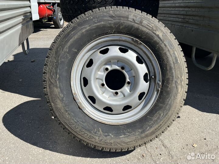 Колеса на УАЗ Nexen Winguard SUV 235/70 R16