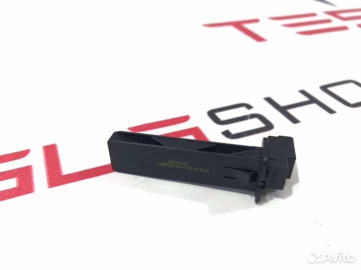 Датчик температуры исходящего воздуха печки Tesla