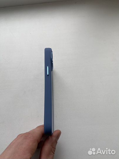 Чехол на iPhone 14