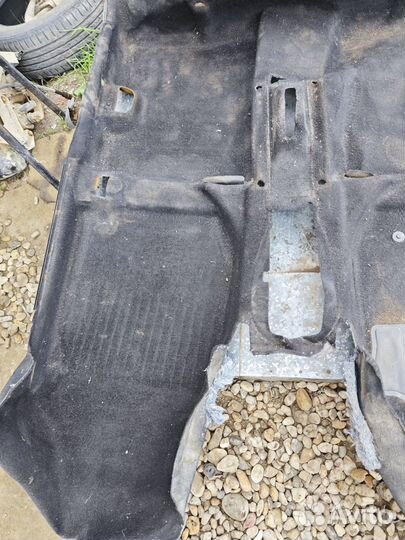 Покрытие напольное (ковролин) Renault Logan I (200