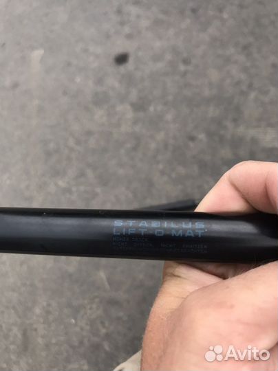 Газовые упоры багажника LADA granta